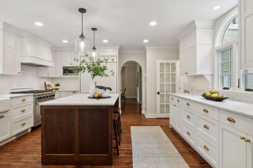 4617 Browndale Avenue, Edina, MN 55424