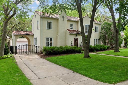 4617 Browndale Avenue, Edina, MN 55424