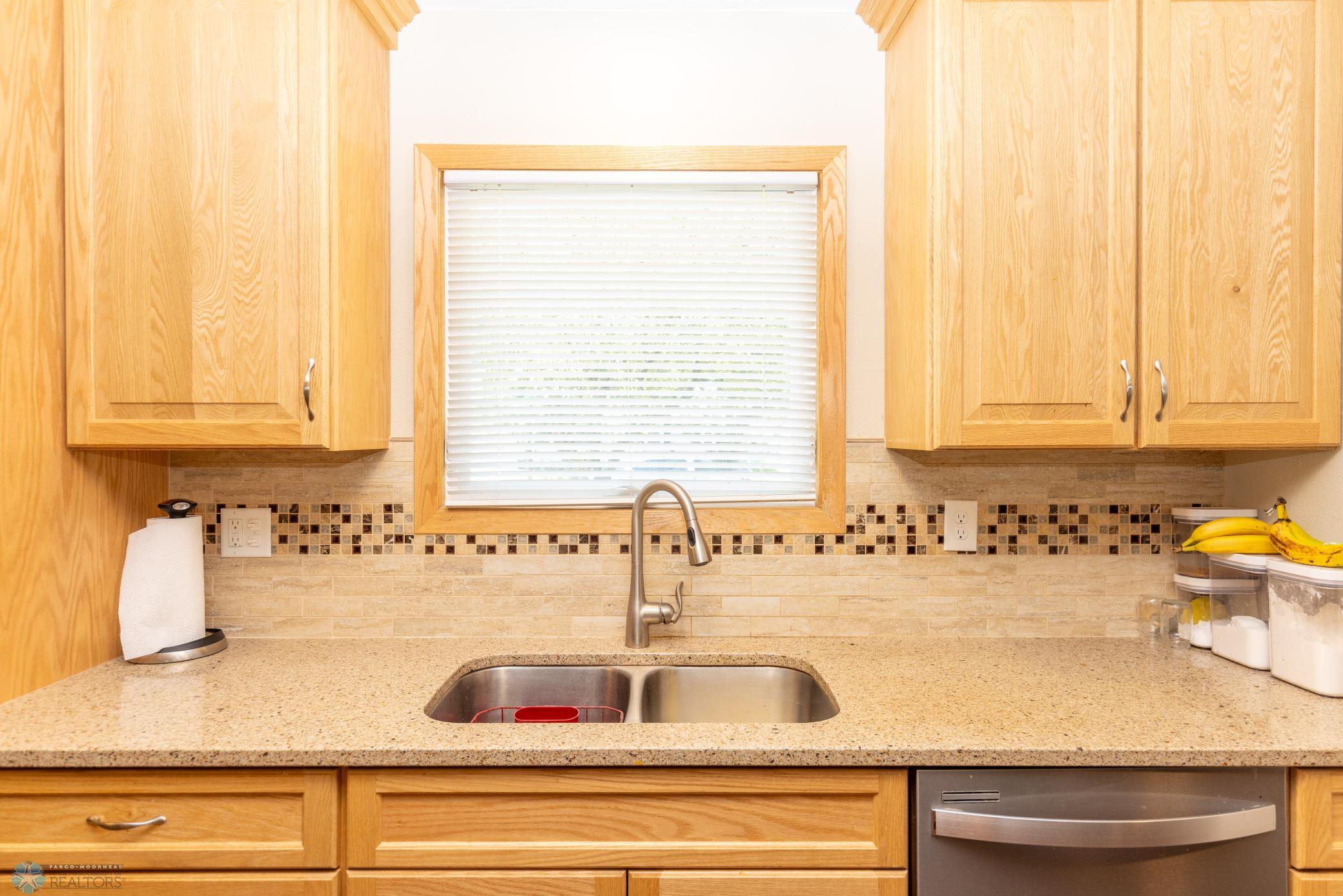 610 Appletree Lane mHD-16.jpg