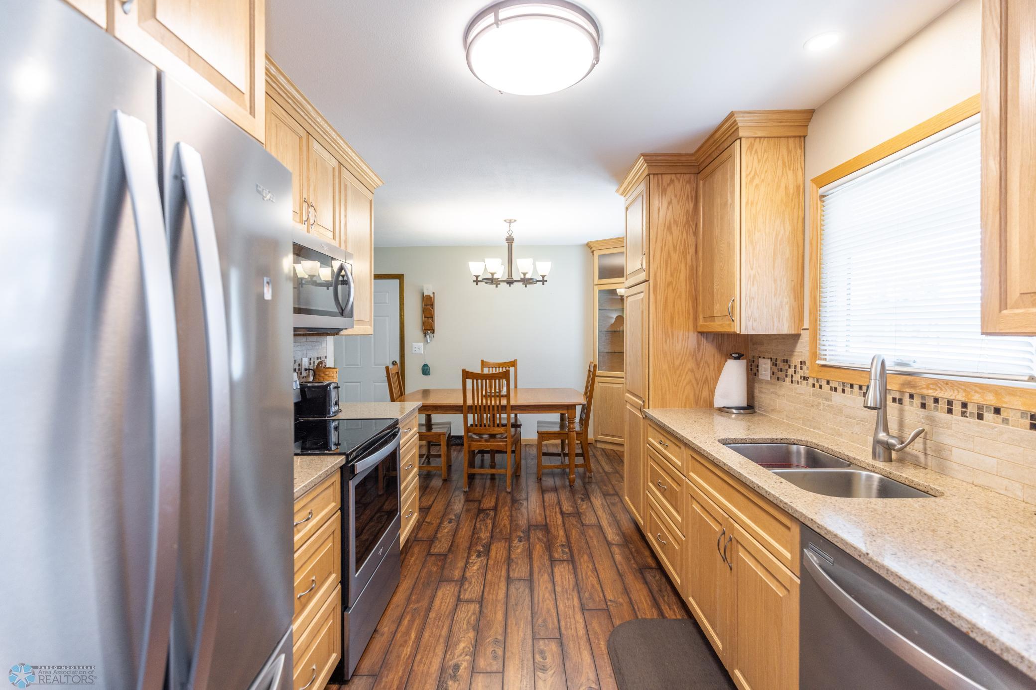 610 Appletree Lane mHD-13.jpg