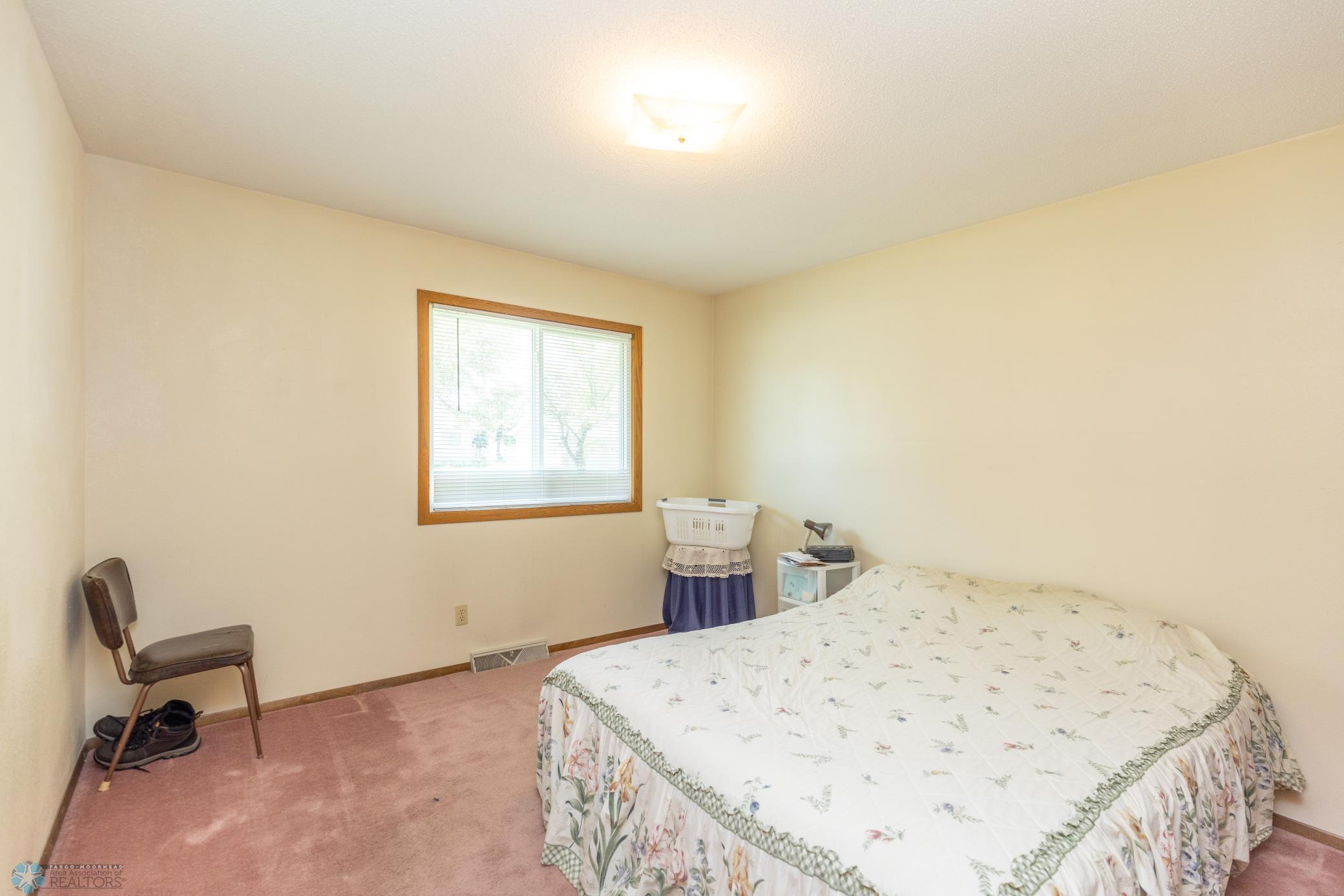 610 Appletree Lane mHD-26.jpg
