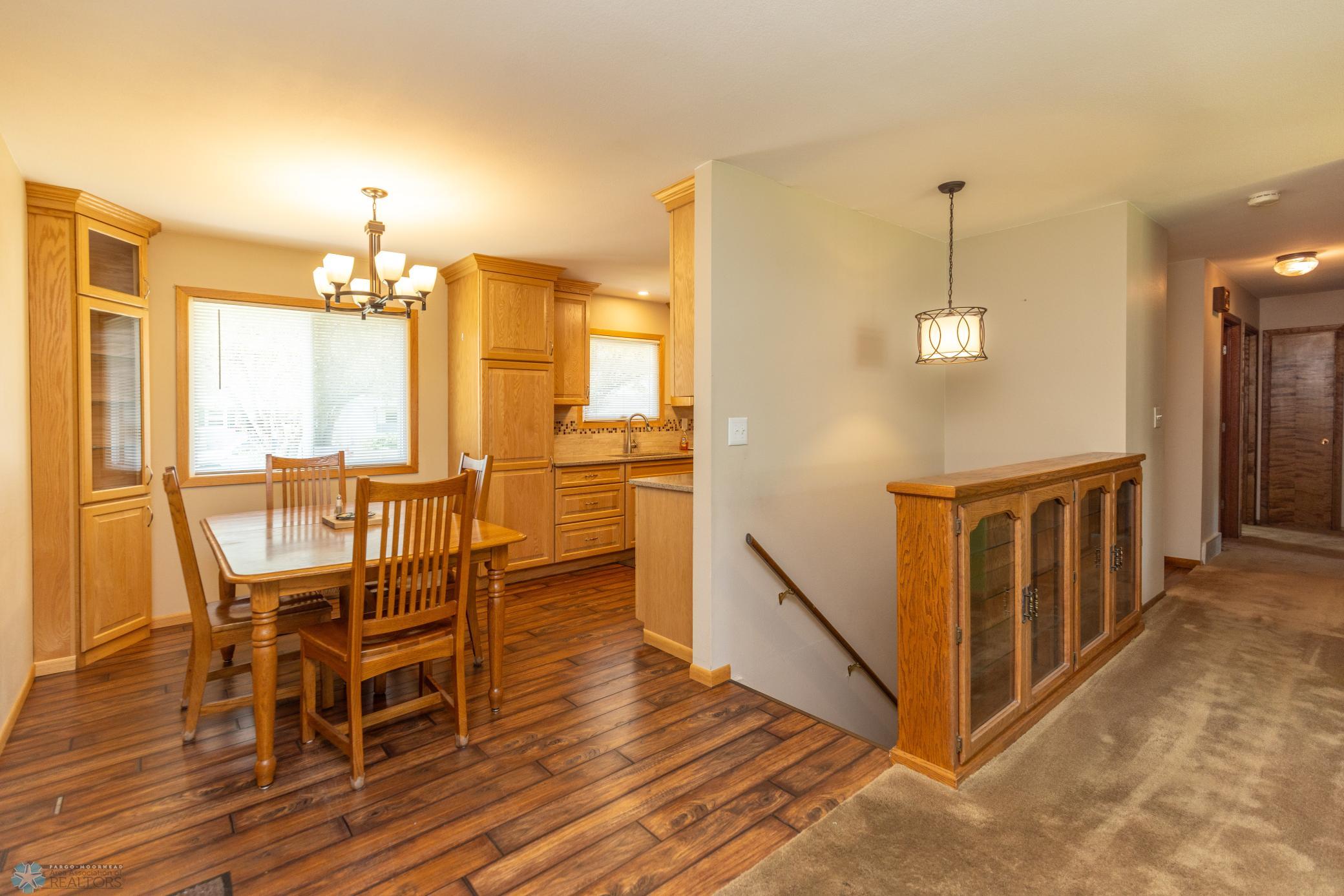 610 Appletree Lane mHD-18.jpg
