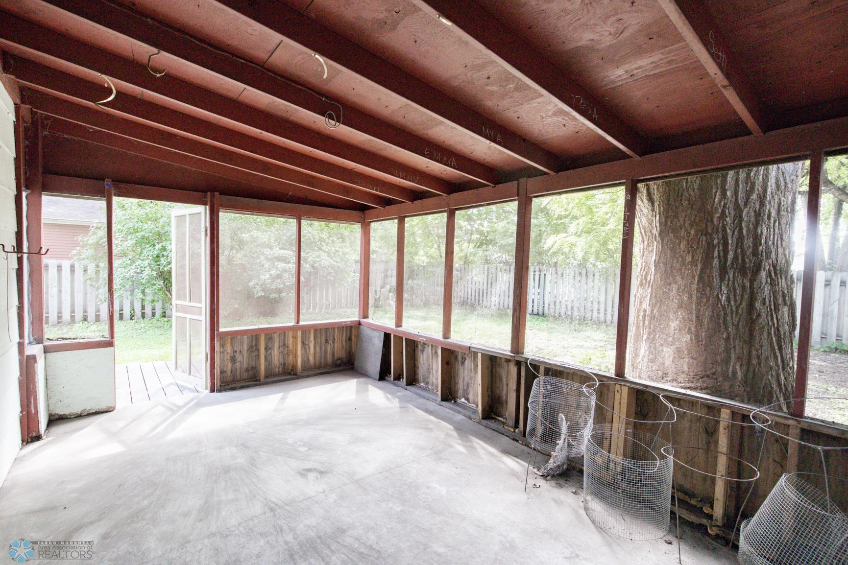 Screened In Porch