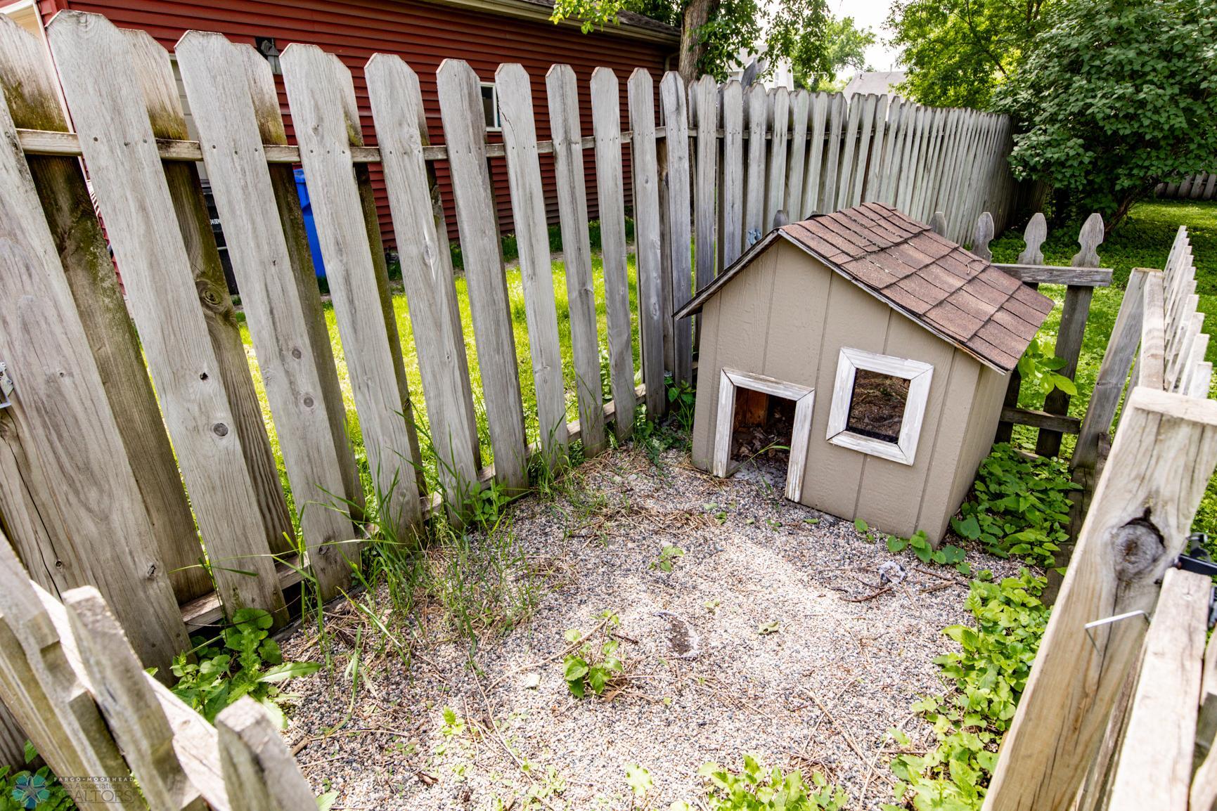 Dog House