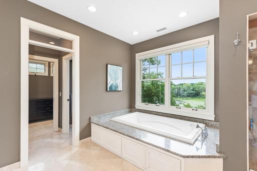 15406 Masons Pointe, Eden Prairie, MN 55347