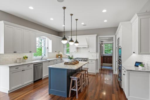 15406 Masons Pointe, Eden Prairie, MN 55347