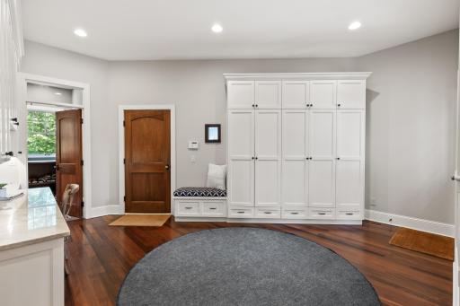 15406 Masons Pointe, Eden Prairie, MN 55347