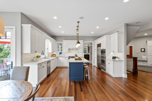 15406 Masons Pointe, Eden Prairie, MN 55347