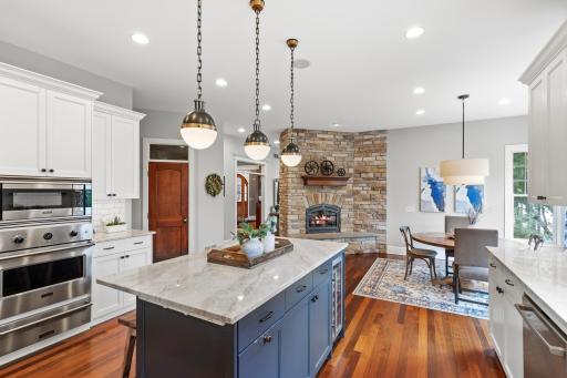 15406 Masons Pointe, Eden Prairie, MN 55347