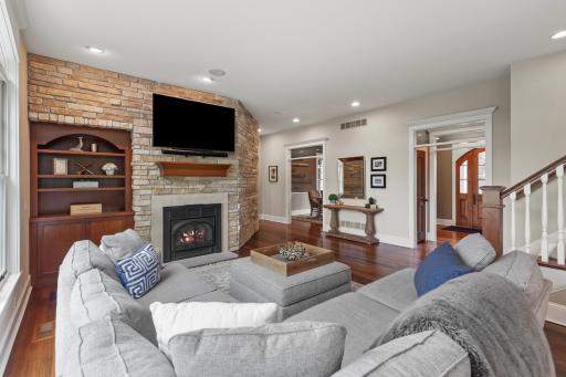 15406 Masons Pointe, Eden Prairie, MN 55347