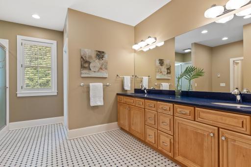 15406 Masons Pointe, Eden Prairie, MN 55347