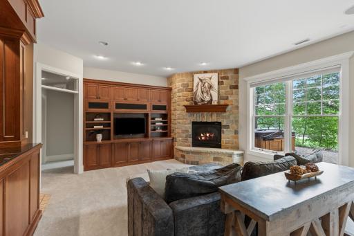15406 Masons Pointe, Eden Prairie, MN 55347