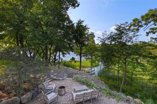 15406 Masons Pointe, Eden Prairie, MN 55347