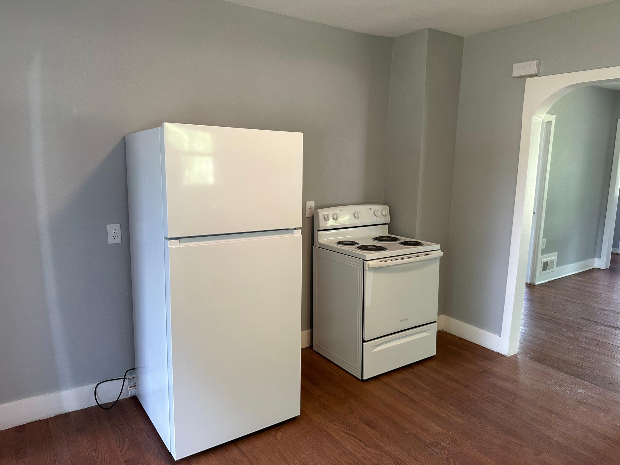kitchen 1.jpg