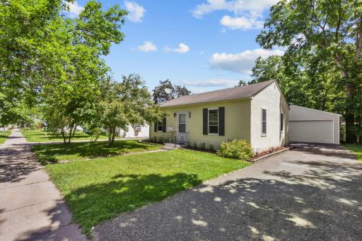 Affordable Anoka charmer! Clean & cozy & move-in ready!