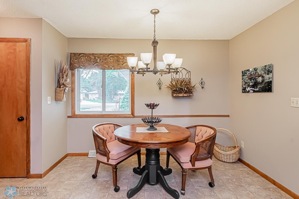 2302 19 1_2 St S, Moorhead, MN 56560-25.jpg