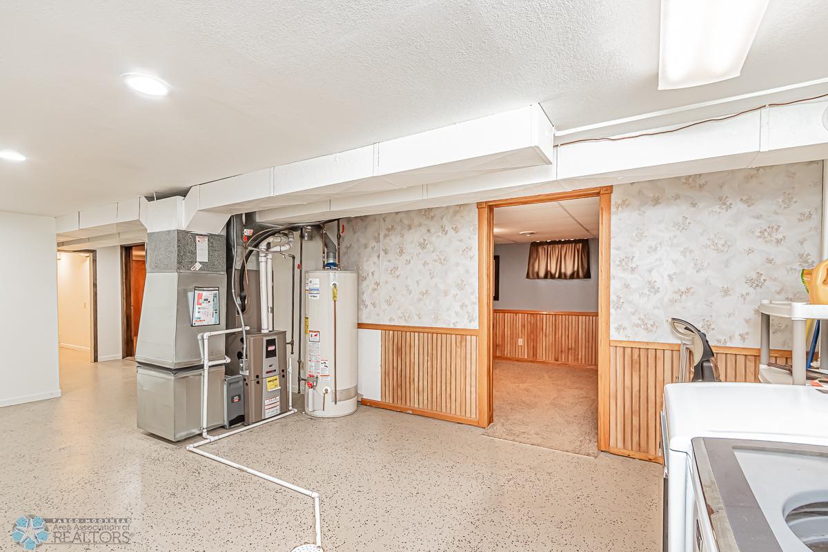 2302 19 1_2 St S, Moorhead, MN 56560-01.jpg