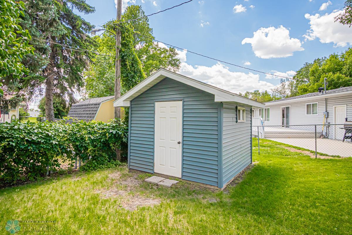 2302 19 1_2 St S, Moorhead, MN 56560-34.jpg
