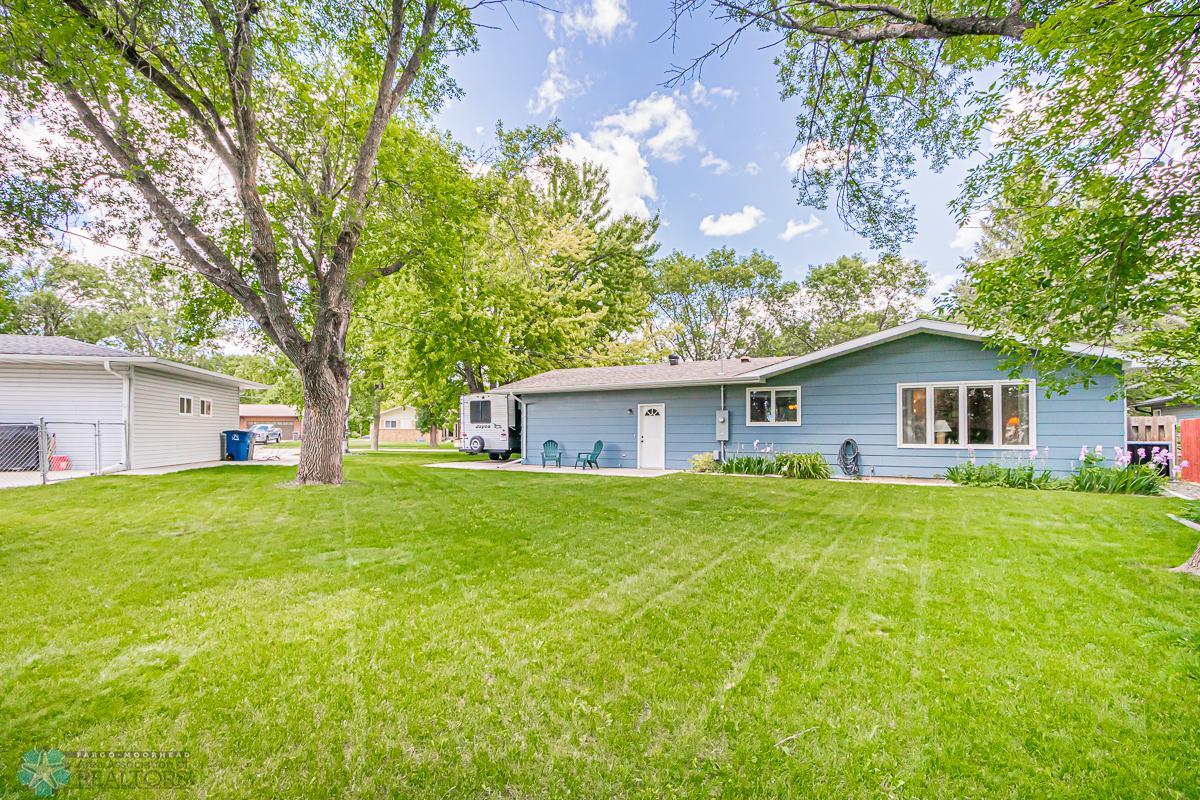 2302 19 1_2 St S, Moorhead, MN 56560-33.jpg