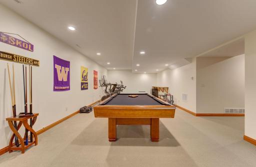 956 Hunters Point Lane SW, Rochester, MN 55902