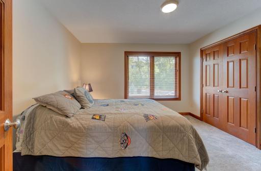 956 Hunters Point Lane SW, Rochester, MN 55902
