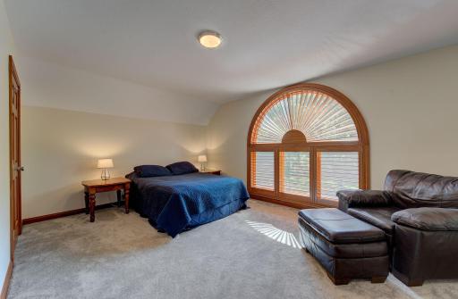 956 Hunters Point Lane SW, Rochester, MN 55902