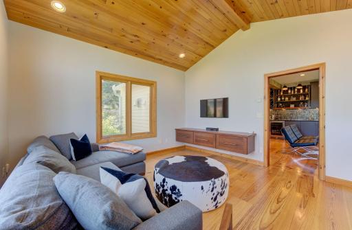 956 Hunters Point Lane SW, Rochester, MN 55902