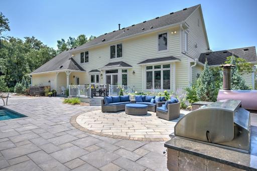 956 Hunters Point Lane SW, Rochester, MN 55902