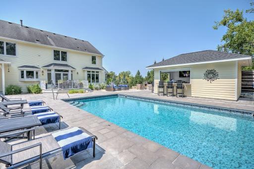 956 Hunters Point Lane SW, Rochester, MN 55902