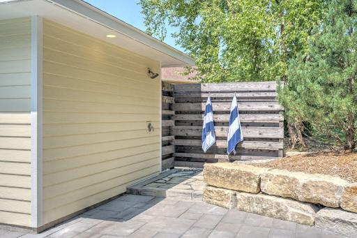 956 Hunters Point Lane SW, Rochester, MN 55902