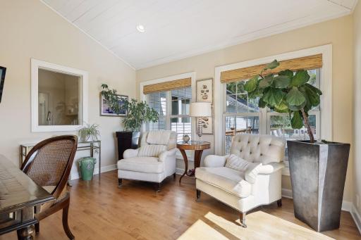 2195 French Lake Road, Wayzata, MN 55391
