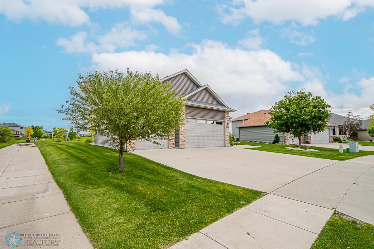 3602 22nd Ave S, Moorhead, MN 56560-43.jpg