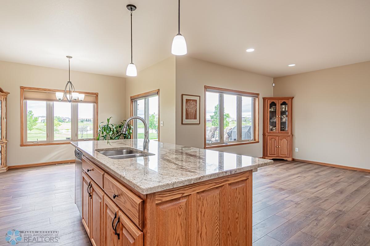 3602 22nd Ave S, Moorhead, MN 56560-04.jpg