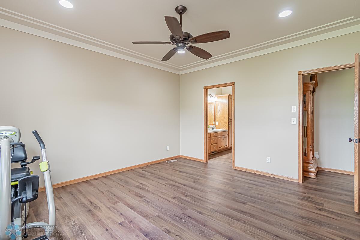 3602 22nd Ave S, Moorhead, MN 56560-17.jpg
