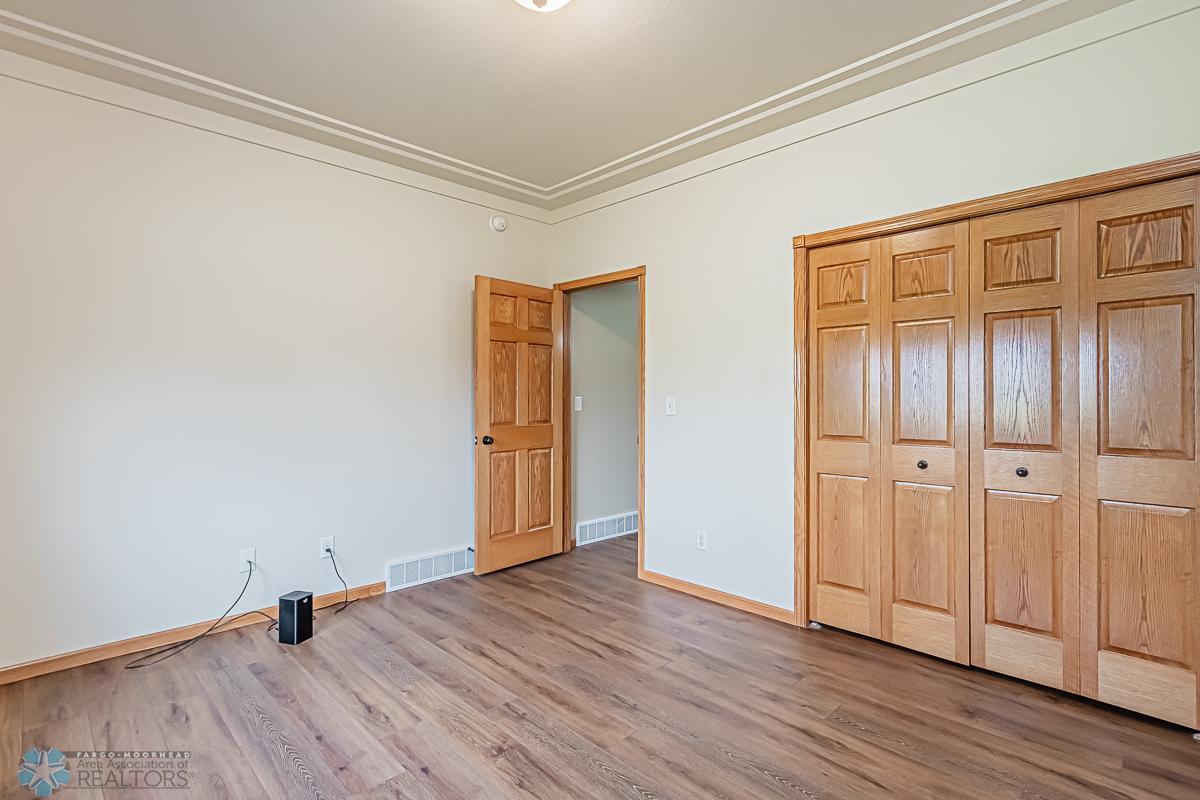 3602 22nd Ave S, Moorhead, MN 56560-14.jpg