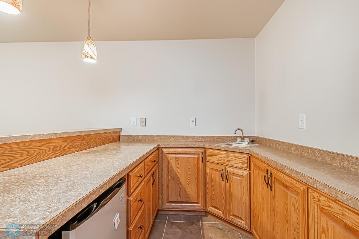 3602 22nd Ave S, Moorhead, MN 56560-29.jpg