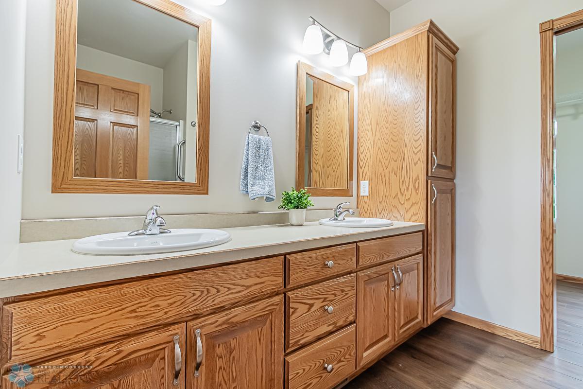 3602 22nd Ave S, Moorhead, MN 56560-18.jpg