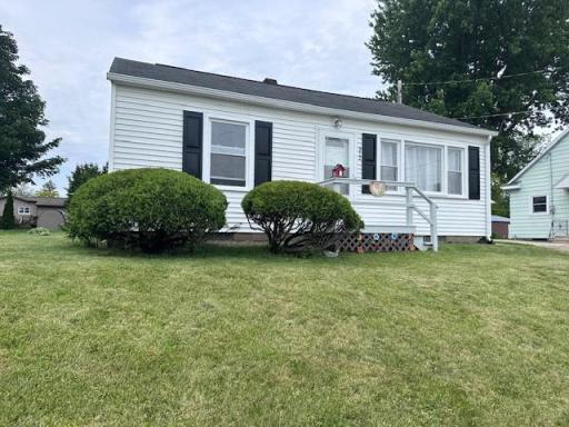 912 E Main Street, Caledonia, MN 55921
