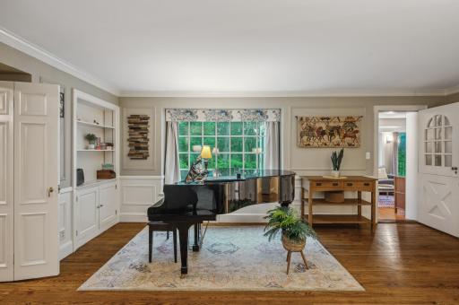 433 Otis Avenue, Saint Paul, MN 55104