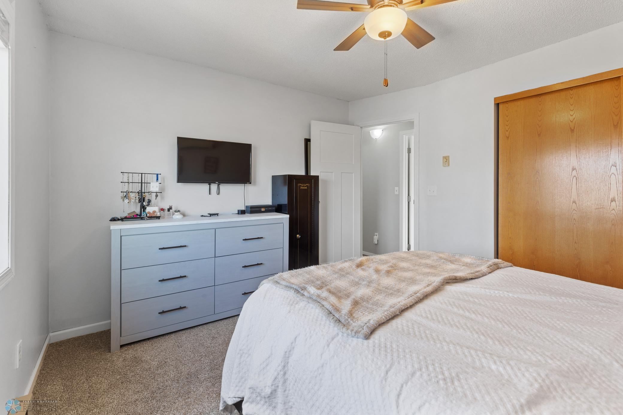 Bedroom 1- Upper Level