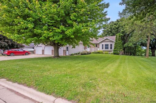 1600 S Prairie Avenue, Fairmont, MN 56031