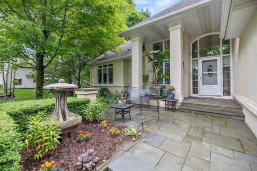 835 Weston Ridge Parkway, Chaska, MN 55318