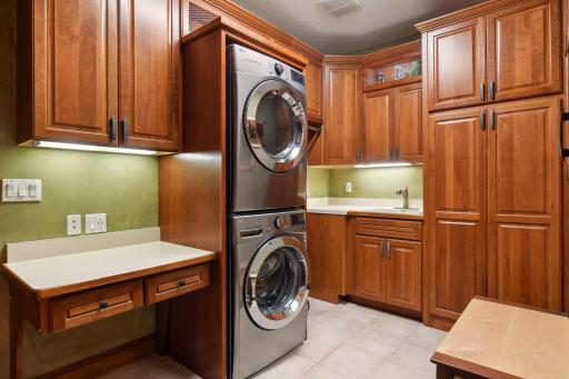 5995 Maple Forest, Minnetrista, MN 55364