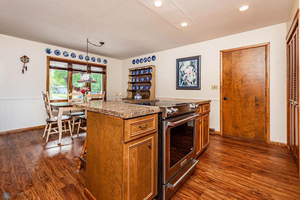 Big Open Bright Kitchen