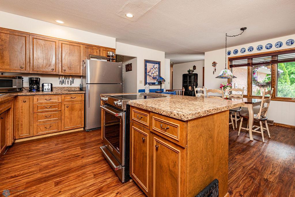 Island with Stove