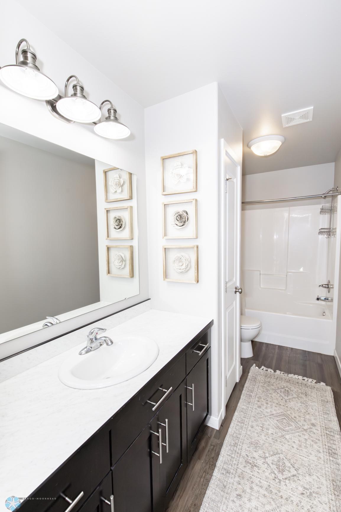 Bathroom 3 - Full