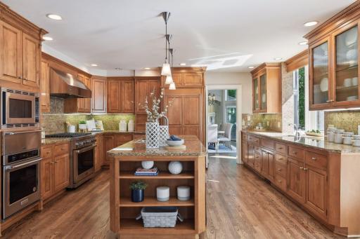 Kitchen that Martha Stewart would envy. New Dacor range, oven and microwave