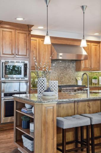 5855 Maple Forest, Mound, MN 55364