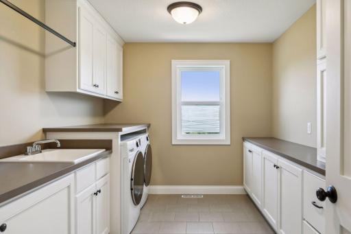 15 Monarch Lane, North Oaks, MN 55127