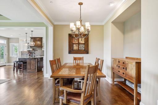 15 Monarch Lane, North Oaks, MN 55127
